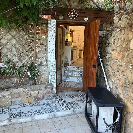 Apartment Gite Studio Les Maisons De Gaia *